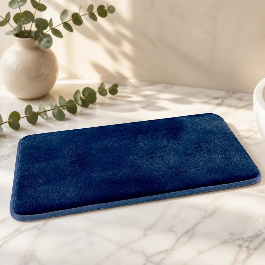 Tapis de bain bleu marine