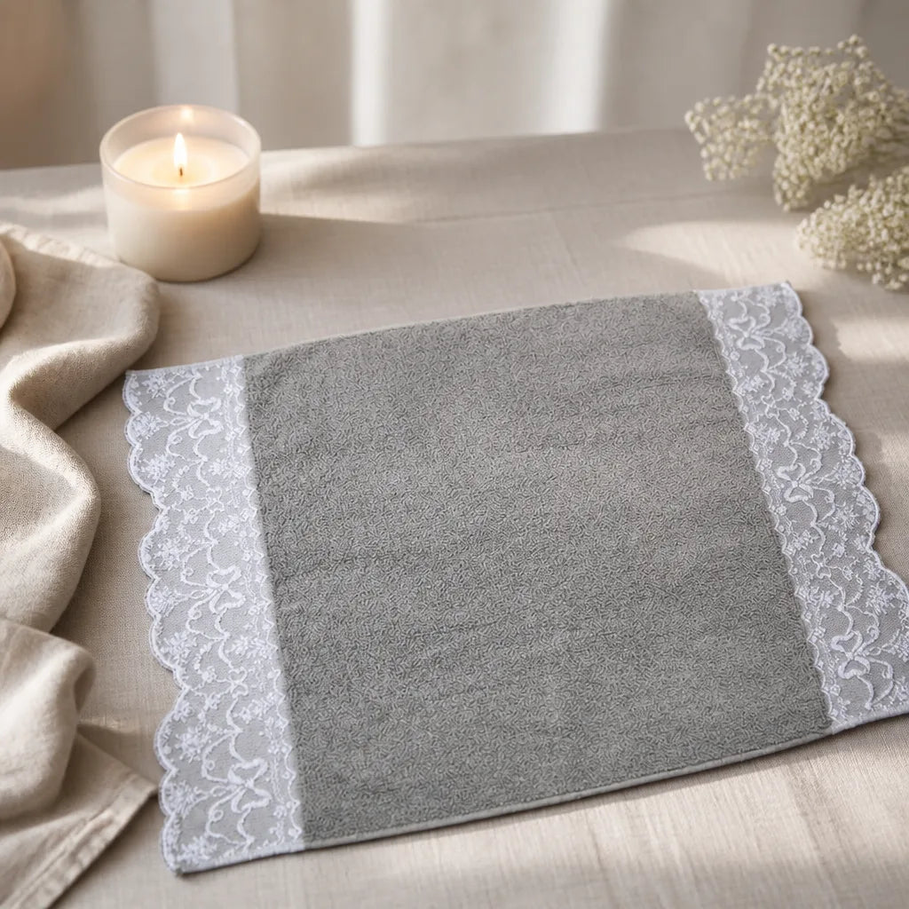 Tapis de bain dentelle