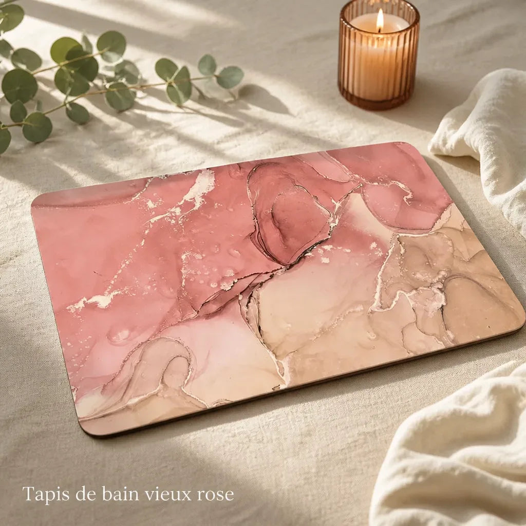 Tapis de bain vieux rose