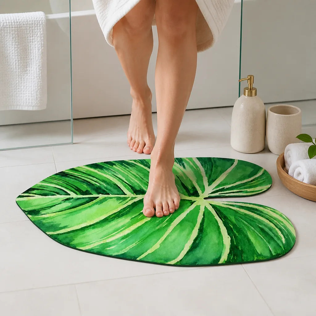 Tapis salle de bain forme originale